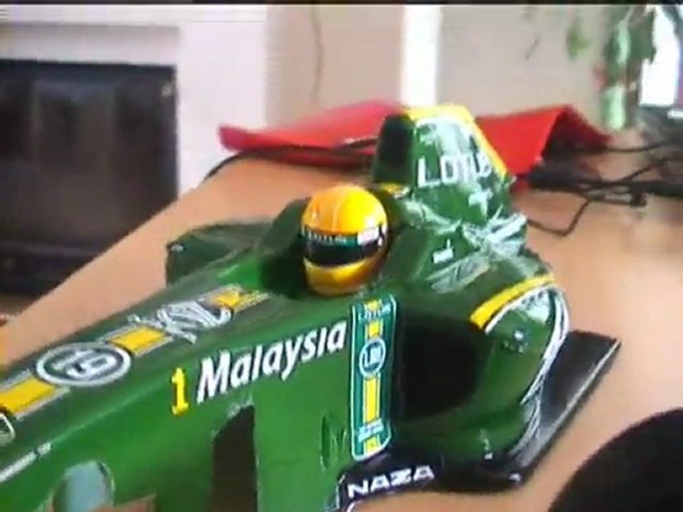 Tamiya F104 CARROSSERIE LOTUS F1 2010 base F104