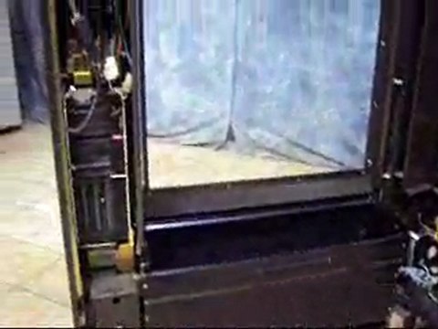 SNACK VENDING MACHINE FOR SALE: Rowe 6800 Snack, Candy , Gum Vending Machine $1000