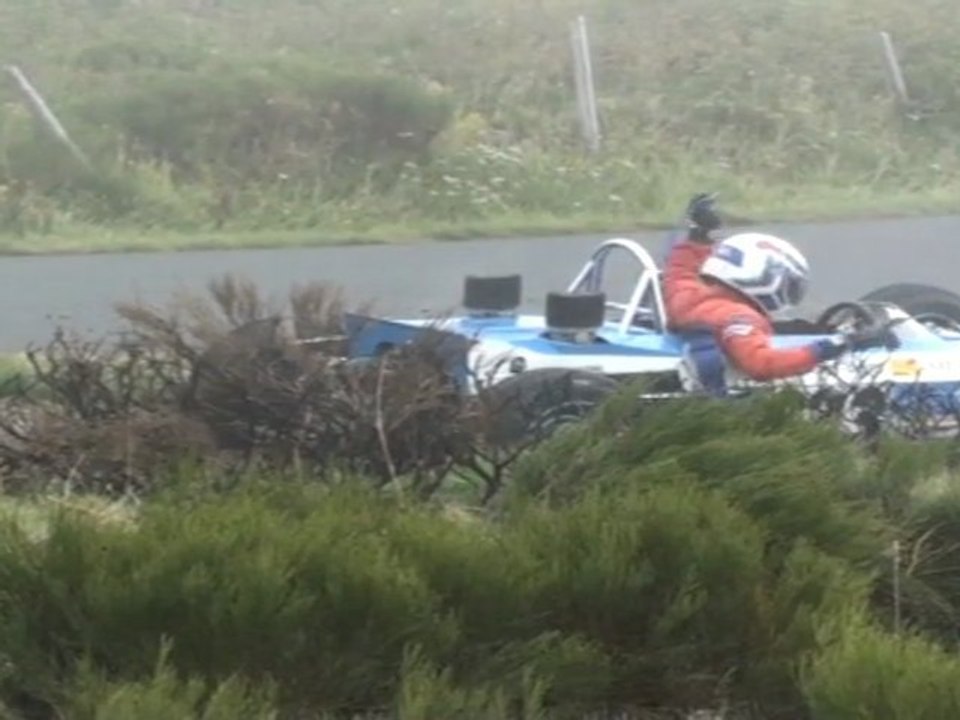 course de cote des monts dore  2011 tete a queue