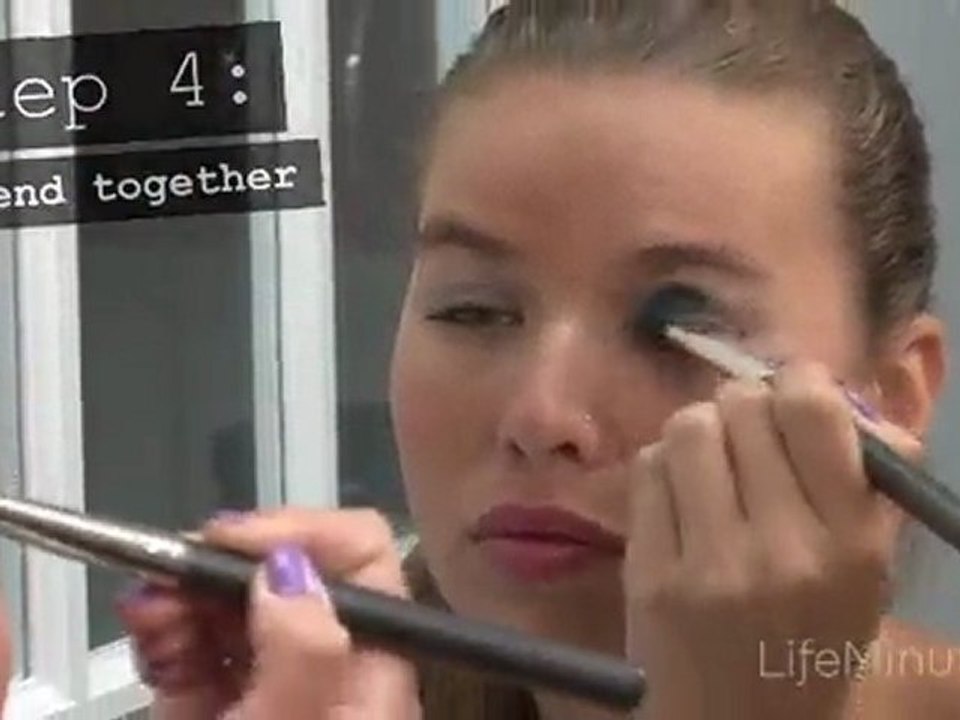 Beauty Tutorial: How to Get Mila Kunis' Smokey Eye