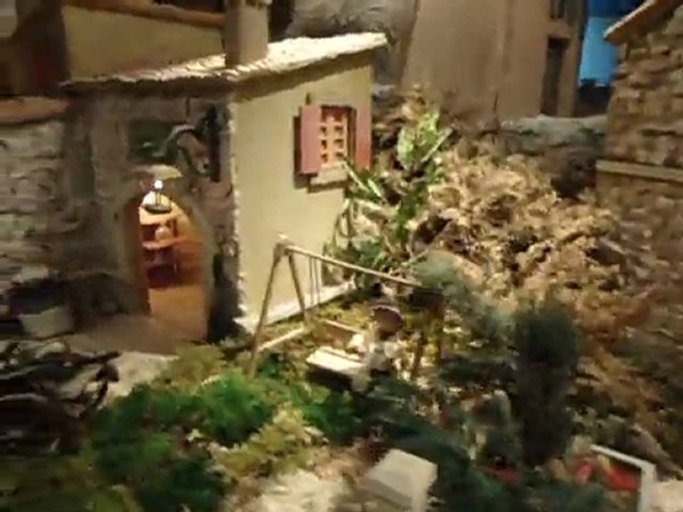 aniane creche de santons habilés