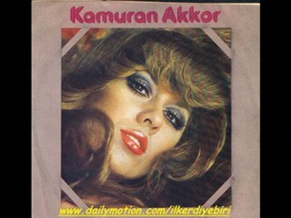 Kamuran Akkor - Ümitsiz Aşkımın Günahı Sensin