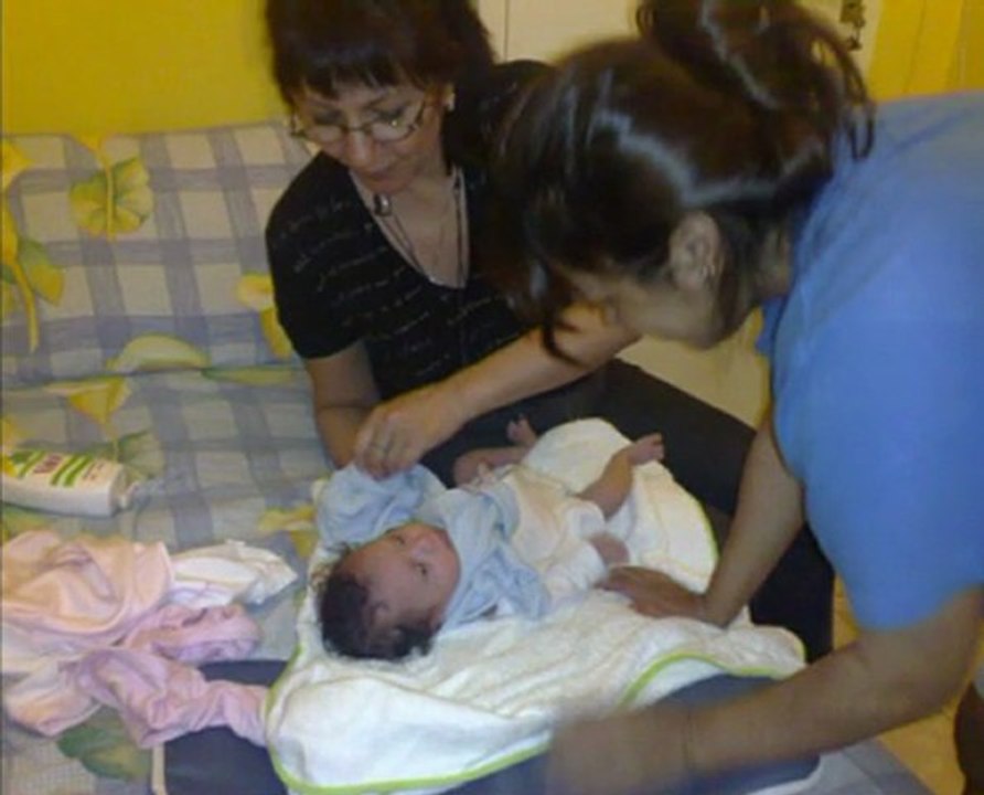 Feliz Cumple Mama' (2011)