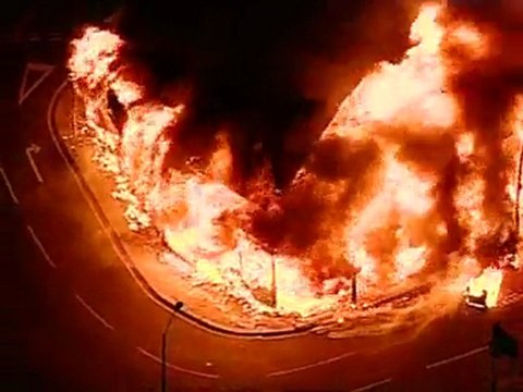 London riots spread to Croydon