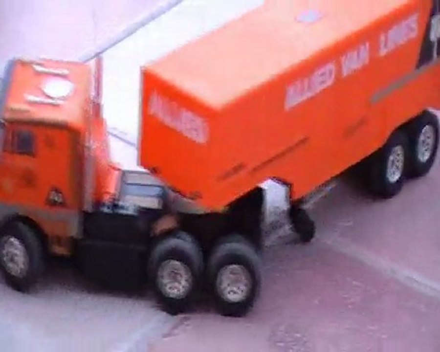 Tracteur + Semi radiocommandé Nikko - Procision 1977 - Jouet de plus de 30 ans !