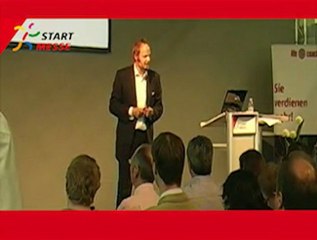 Jonathan Sprungk an der START-Messe Nürnberg