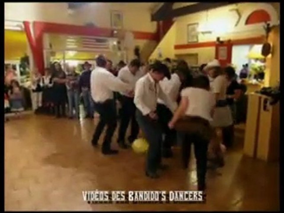soiree480576 0004 [www.keepvid.com]