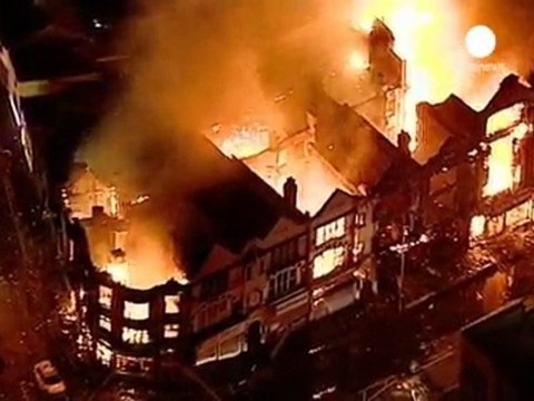 Tercera jornada de disturbios en Londres