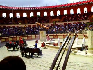 signe du triomphe puy du fou