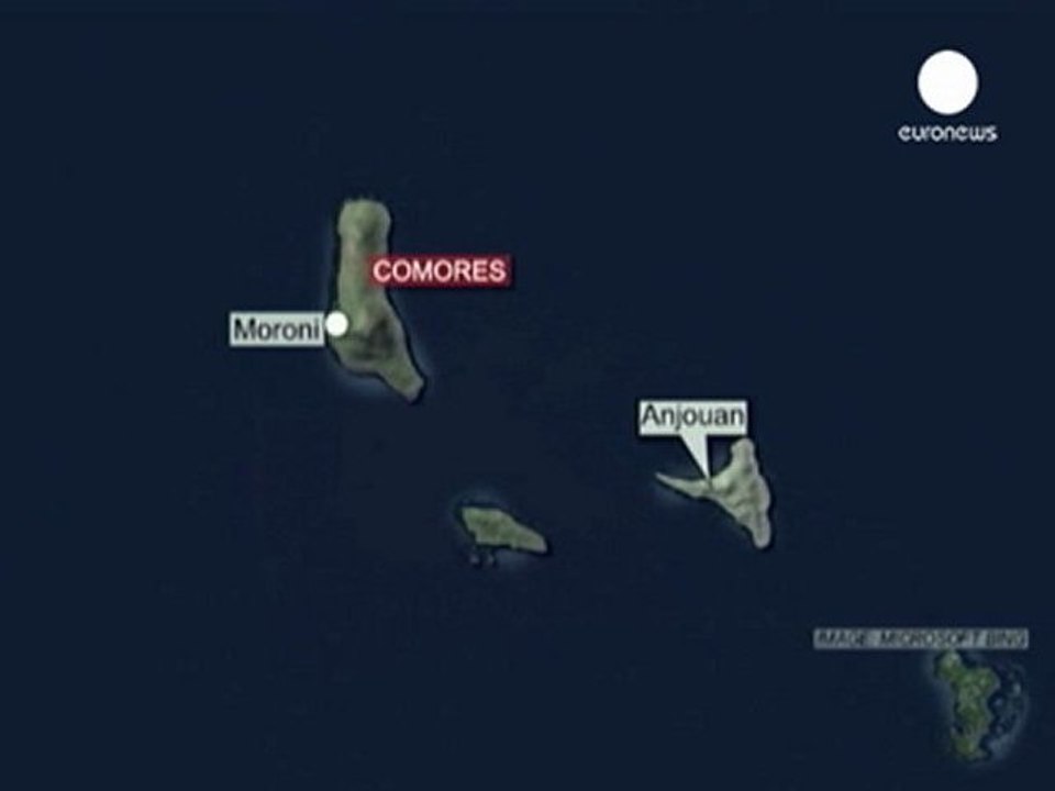 Scores dead after Comoros boat capsizes