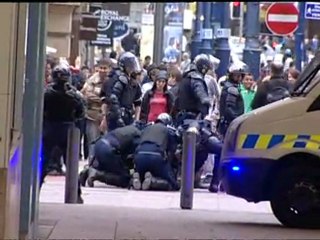 Police may use force to quel riots