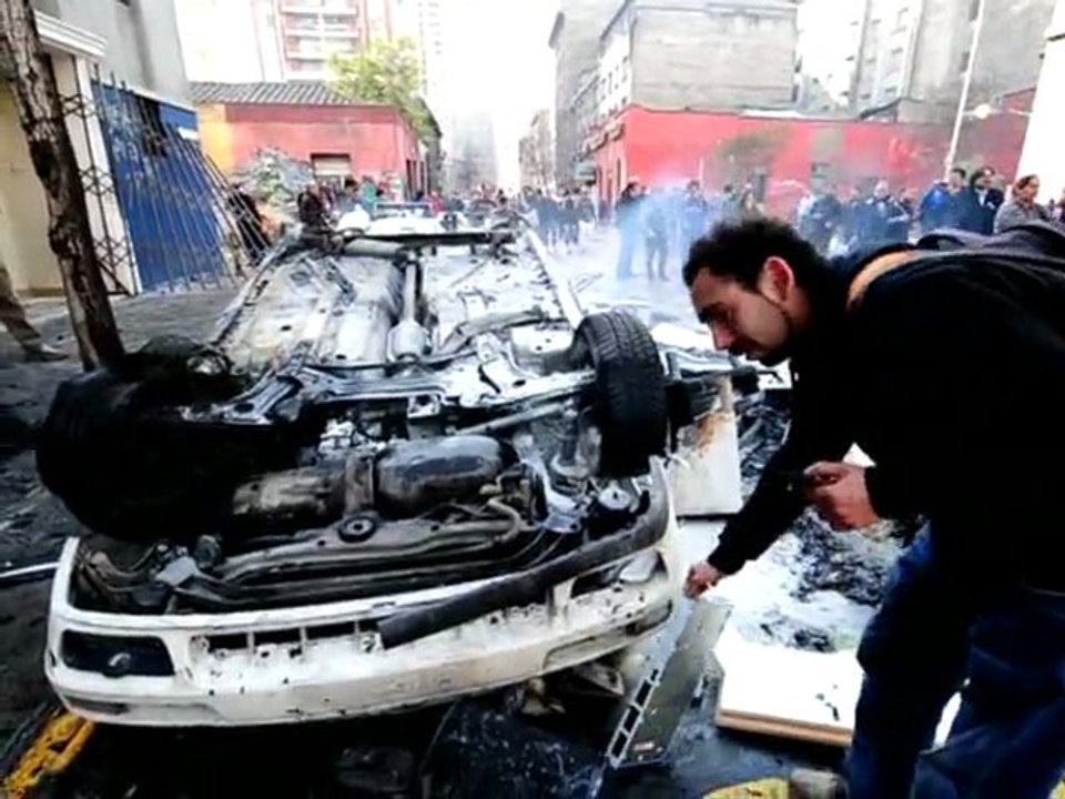Chilean protestors reject education reform