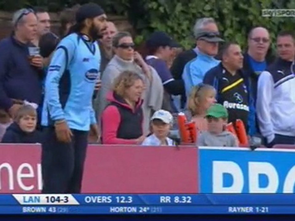 FLT20 QF - Sussex V Lancashire - desipad.com - 2