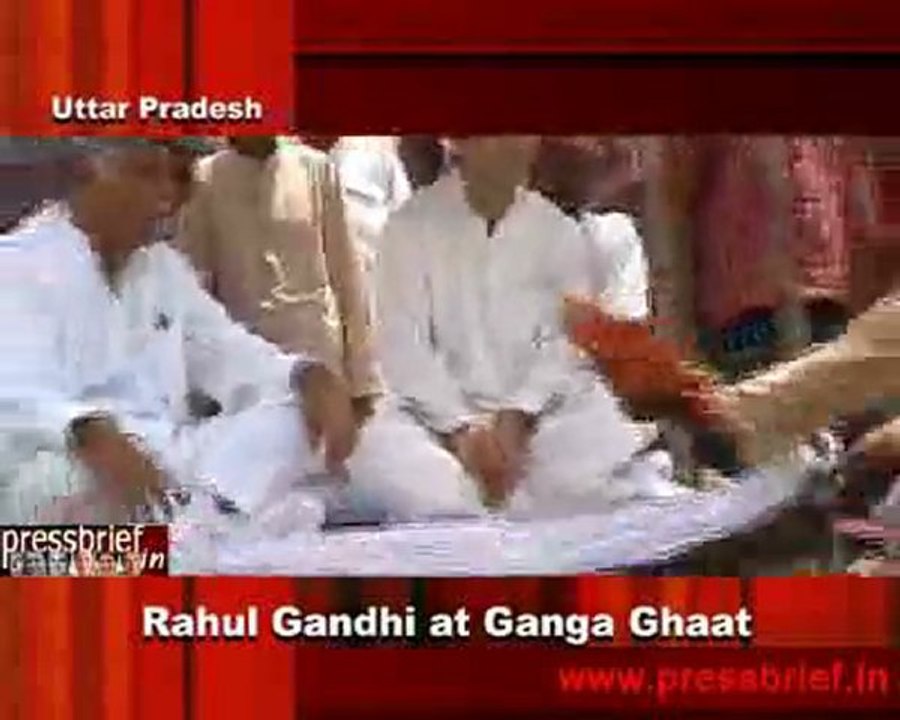 Rahul Gandhi at Ganga Ghaat (Uttar Pradesh)
