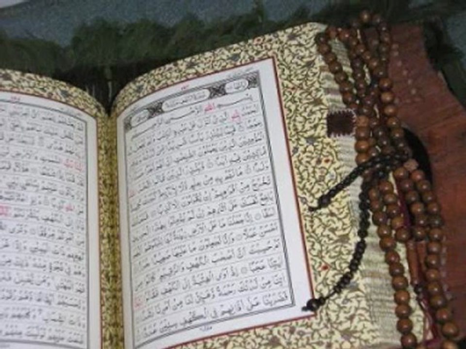 Sourate Al Kahf ( la caverne ) par Salah Bukhatir 1/2