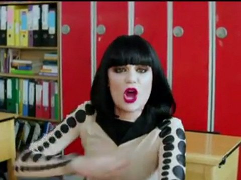 Jessie J gets last laugh with 'Who's Laughing Now'
