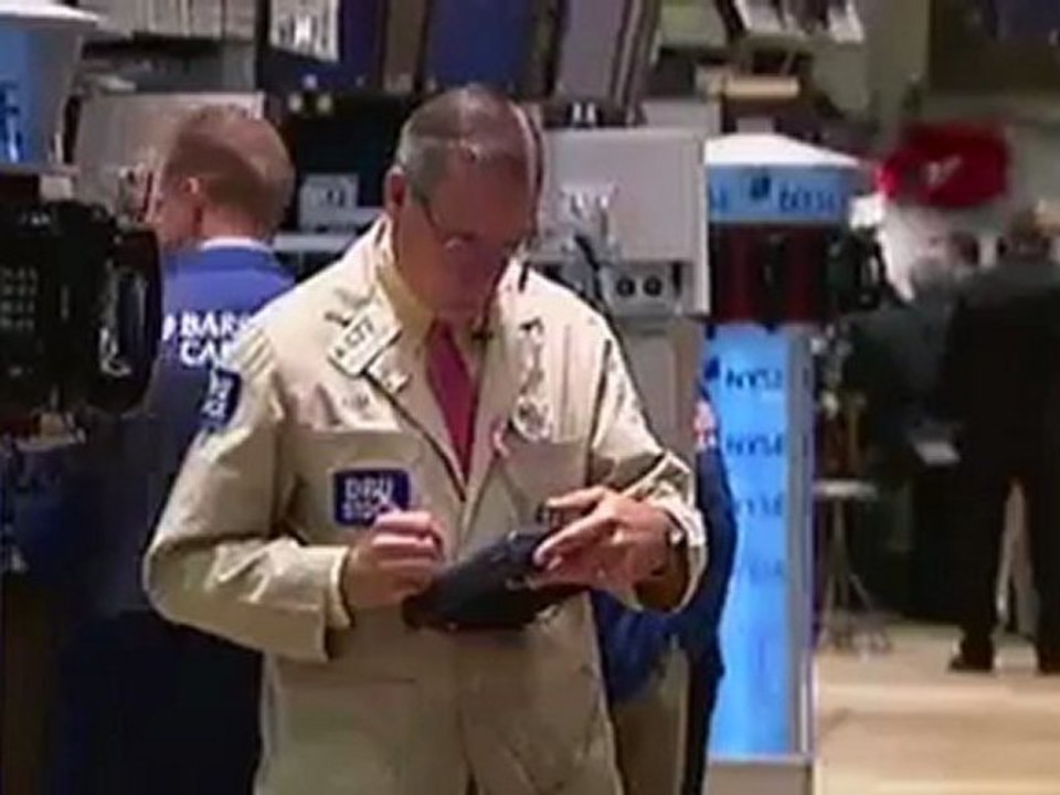 Wall St crumbles on France worries