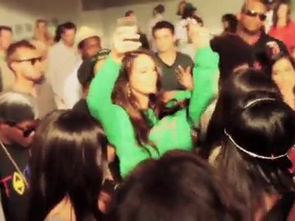 Blast by Colt 45 Presents Snoop Dogg feat Uncle Chucc & DJ Battlecat "Wonder What It Do" Behind-the-Scenes