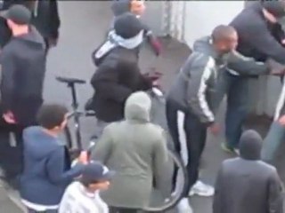 GB: l'attaque contre un étudiant malaisien révolte le web