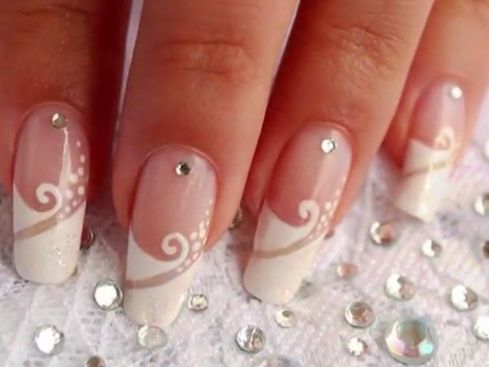 Nail art french manucure de mariage / How to do a wedding manicure - Vidéo  Dailymotion