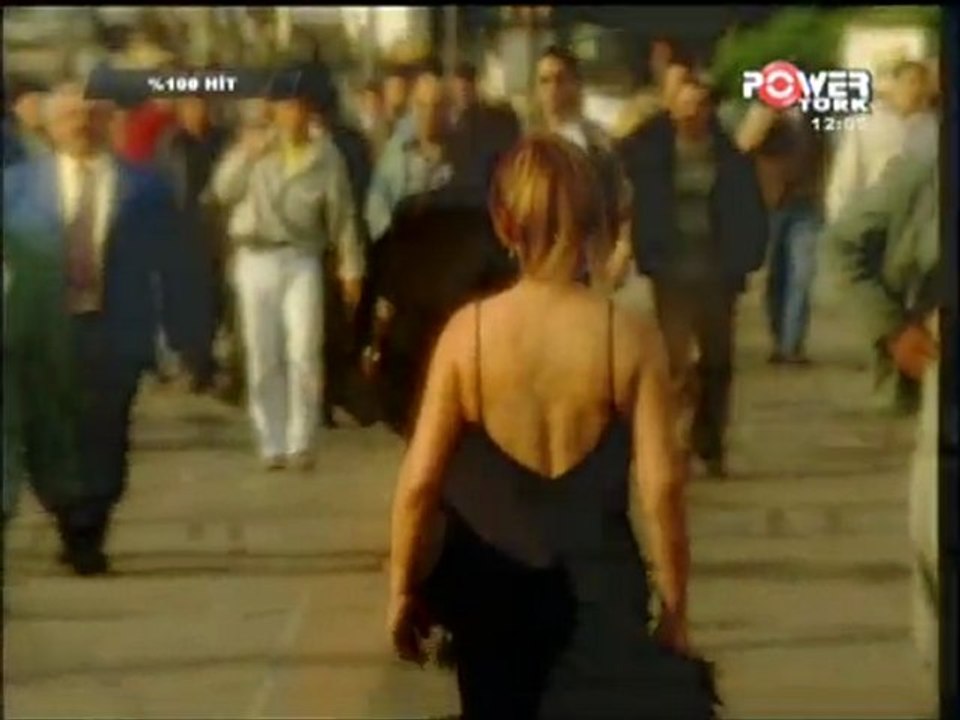 SEZEN AKSU - Adı Bende Saklı 1998