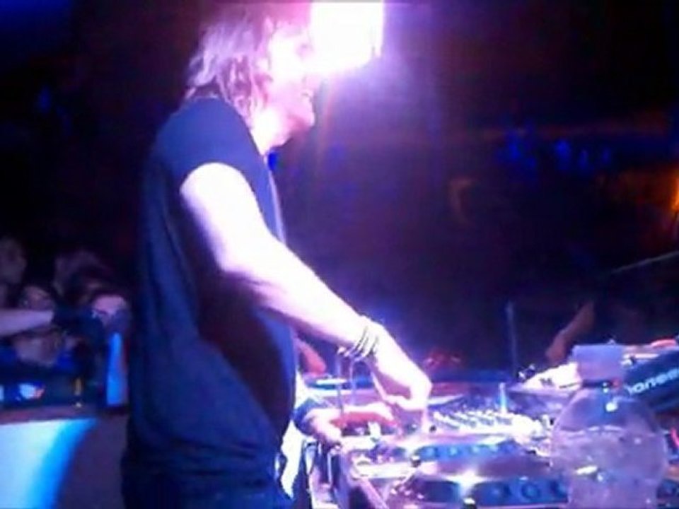 David Guetta & Avicii - Sunshine HQ -- Amnésia 2011