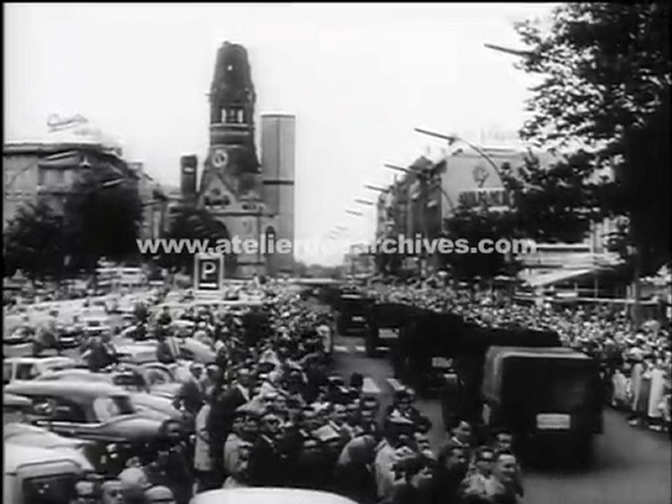 Construction du mur de Berlin