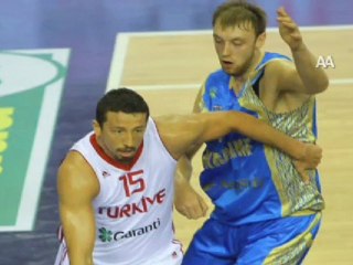 12 DEV ADAM GALİBİYETLE BAŞLADI