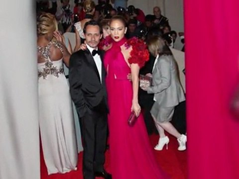 Les stars aiment les robes rouges sexy