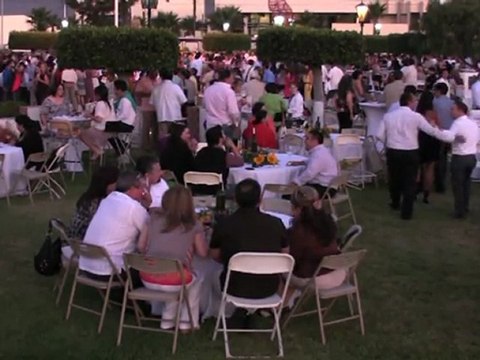 Winemakers toast harvest in Mexican desert