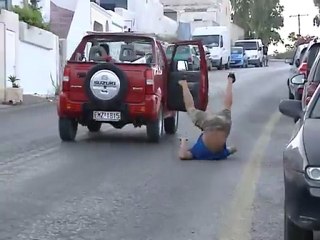 Taner Firarda | Taner’in gösterisi asfaltta bitti