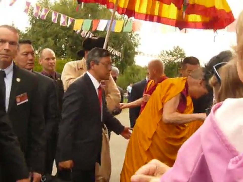 L'arrivée du Dalai Lama avec Matthieu Ricard, 12 août 2011 au Salève