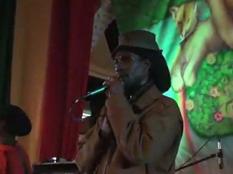 Midnite -Ainshant Maps- Crown Hall Mendocino California May  2011 -