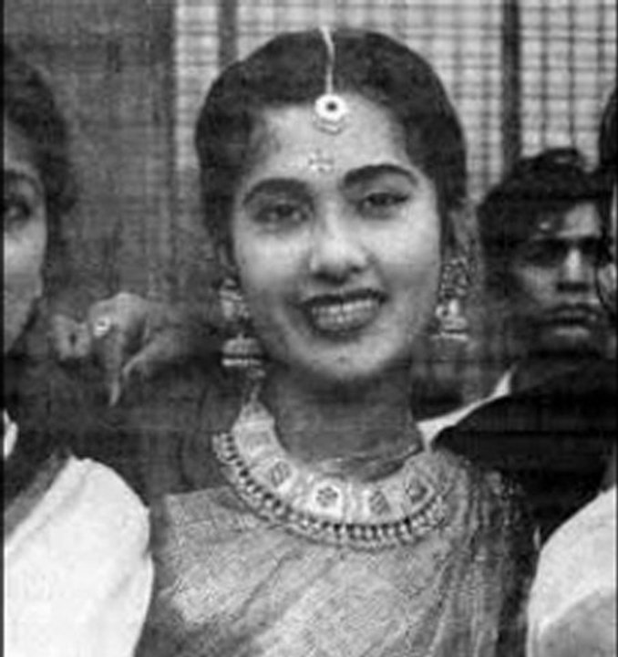 Rakhiya bandhwaa le bhaiyya (Actor) (1951)