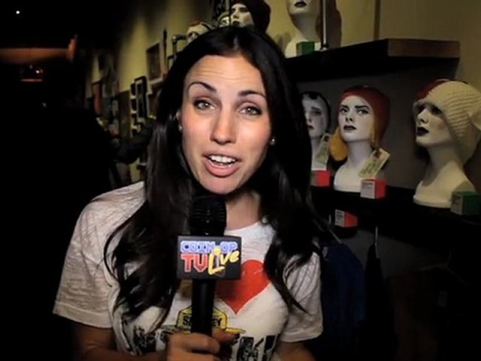 Super i am 8-bit Art Show Opening 2011