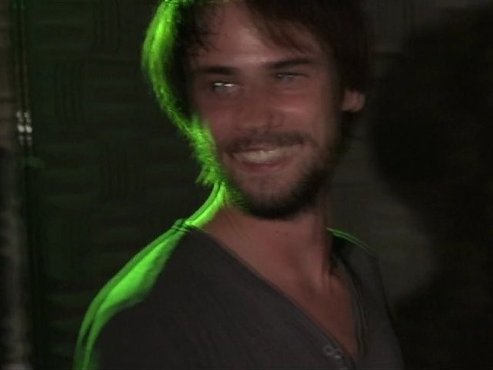 Bande Annonce Tom Arthus sur VibZer