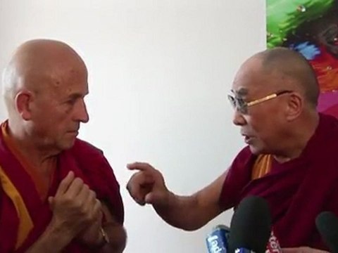 Libéré de ses engagements politiques, le dalaï lama ?.. Pas tout à fait