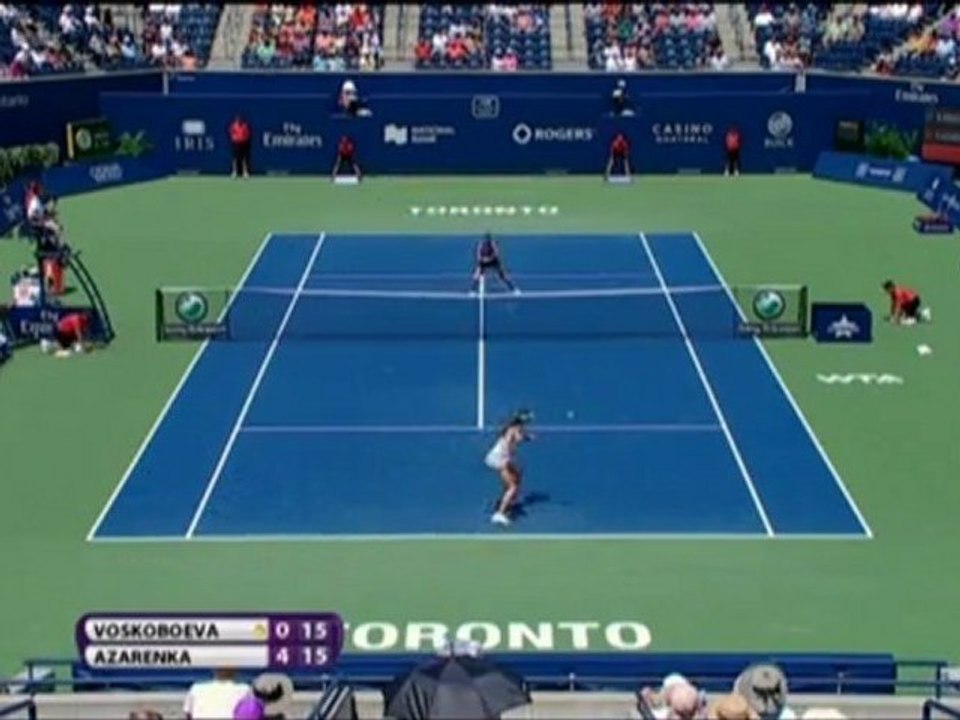 Toronto - Azarenka cumple y pasa a semis