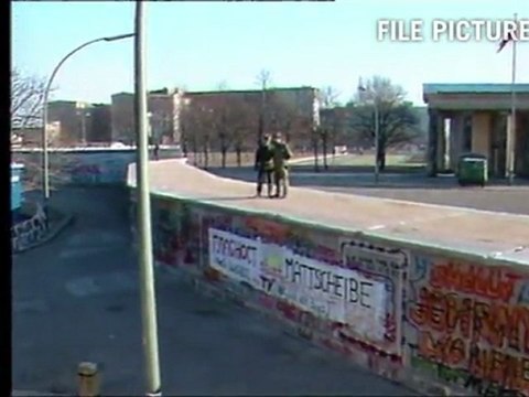 Berlin marks 50th Wall anniversary: archives