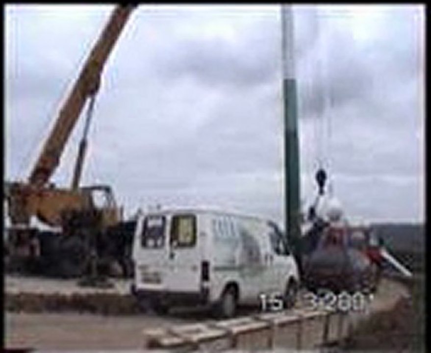 sfer 35 kw, 12métres de diamétre: pylone 18 métres