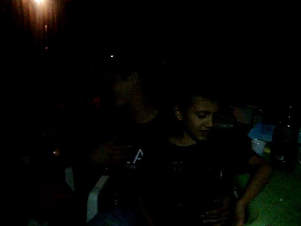 ISAAC CANTANDO GITAN