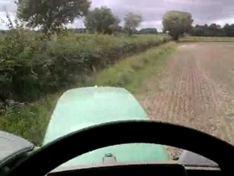 déchaumage avec JD 6610 et lemken rubin 9 3m