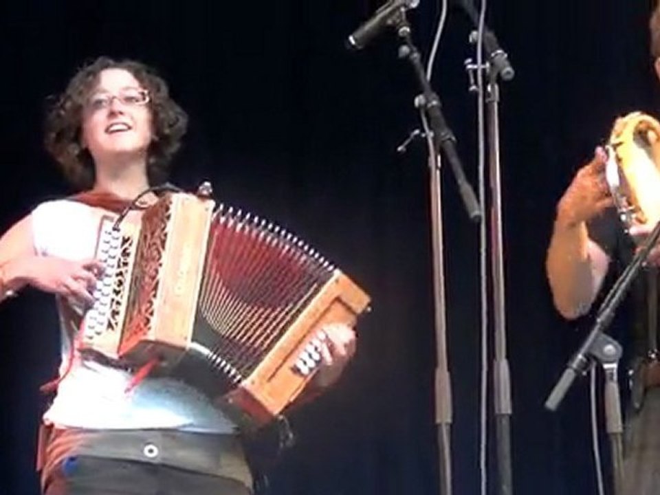 Maïder martineau au festival rencontres luthiers Château D'Ars