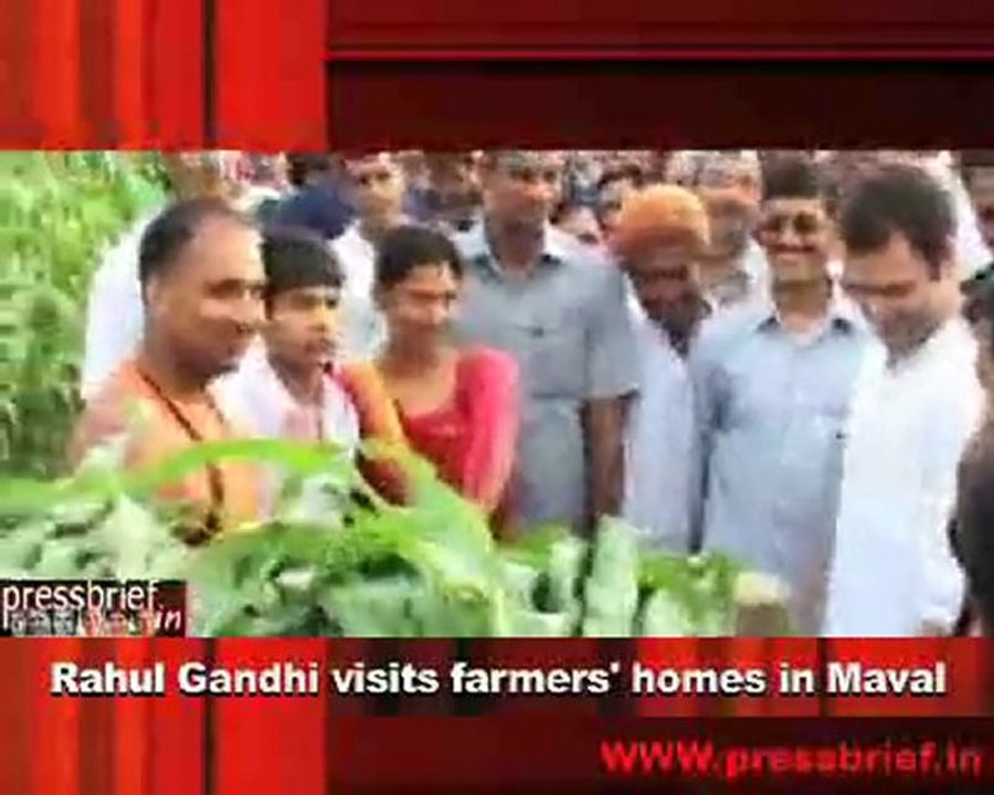 Rahul Gandhi visits farmers' homes in Maval