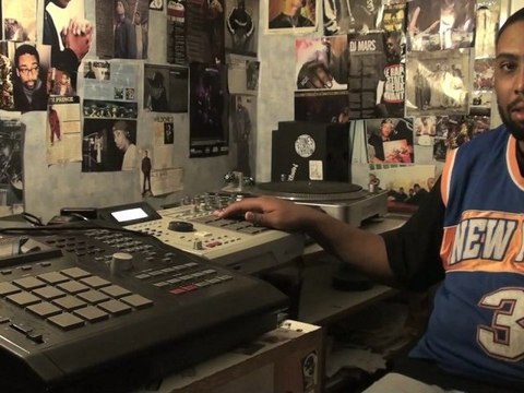 STAY TUNED S4 N°82 KYO ITACHI