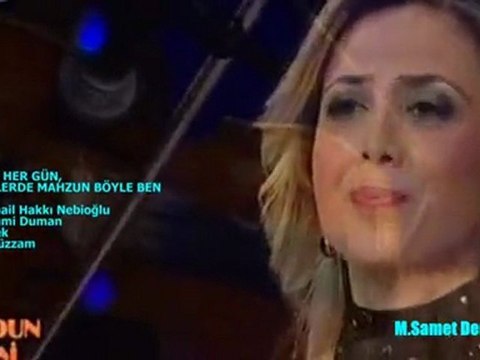 Beklerim her gün, bu sahillerde mahzun böyle ben (Derya Bozkurt)