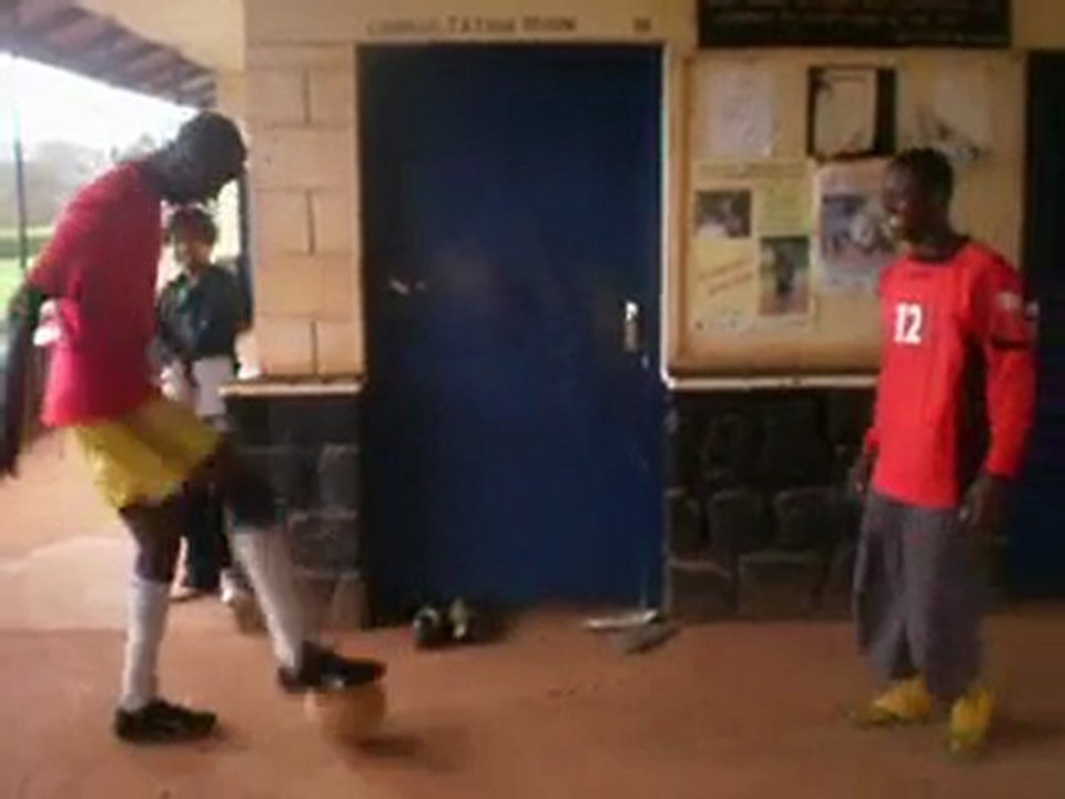 les lions indomptables du cameroun de Ndu- CAMEROUN