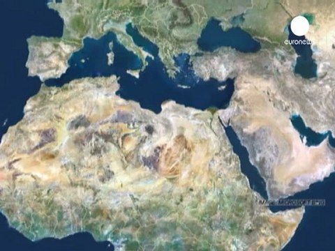 Libia, ribelli a Zawiya tentano di accerchiare Tripoli