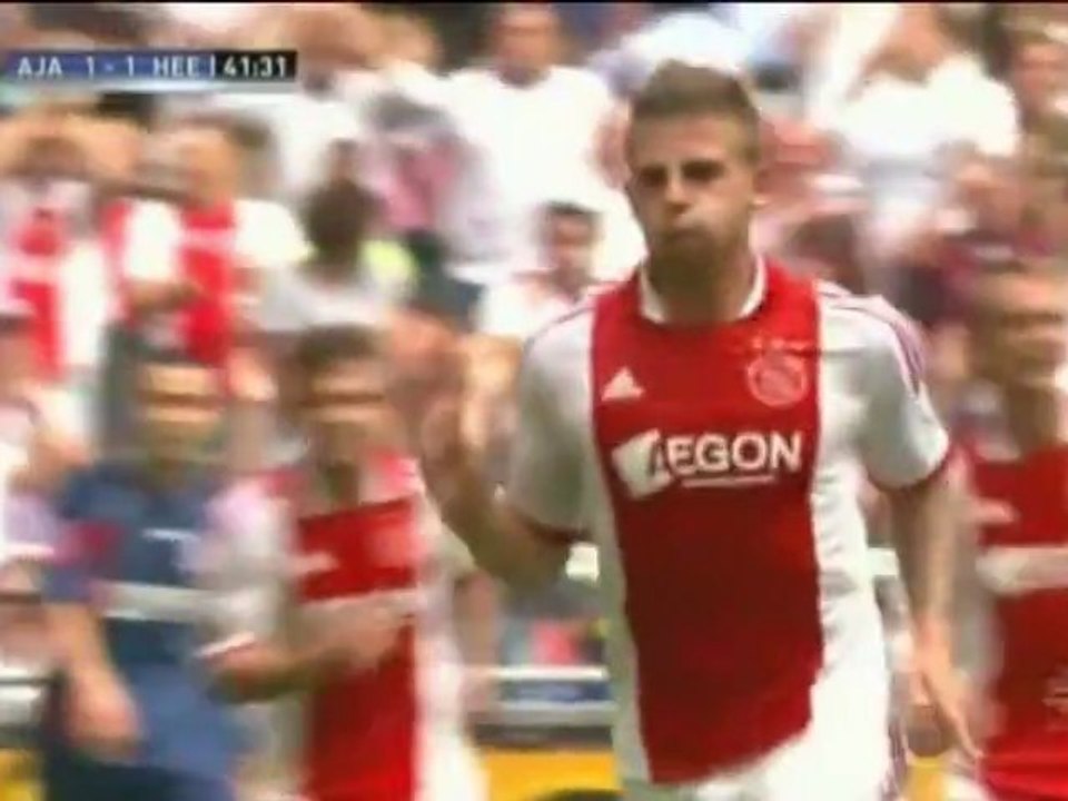 Ajax mit erneutem Schützenfest