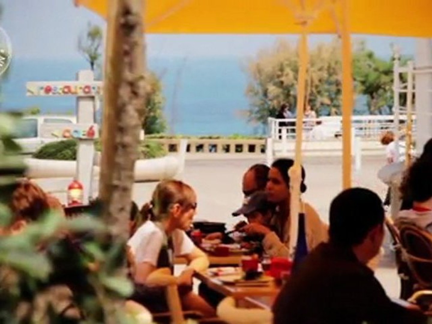 Biarritz Hotel Ocean - Video
